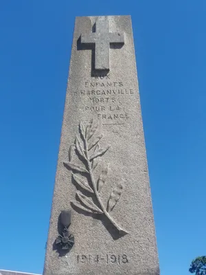 Monument aux Morts d'Harcanville