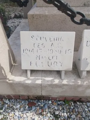 Monument aux Morts de Rocquefort