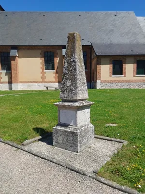 Monument aux Morts 1870-71 d'Étoutteville