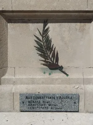 Monument aux Morts de Déville-lès-Rouen