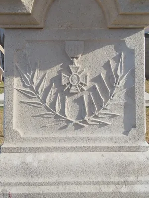 Monument aux Morts de Saint-Ouen-du-Breuil