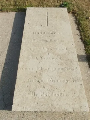 Carré militaire de Saint-Ouen-du-Breuil