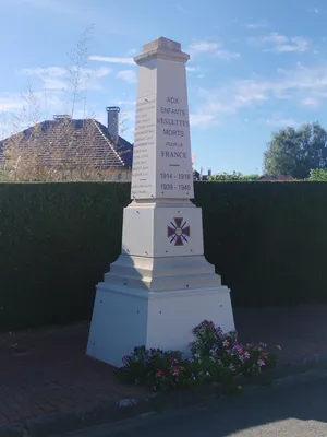 Monument aux Morts d'Eslettes