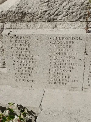 Monument aux Morts du Houlme