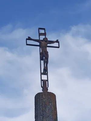 Calvaire de l'Église Saint-Valentin à Jumièges