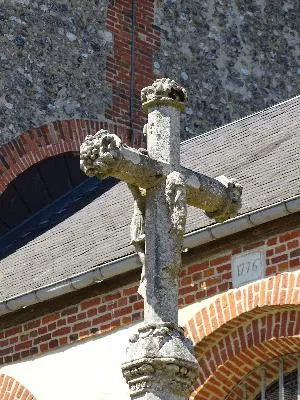 Calvaire de l'église de Préaux