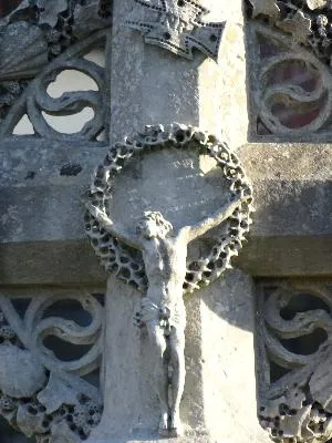 Croix de l'église de Pourville-sur-Mer à Hautot-sur-Mer