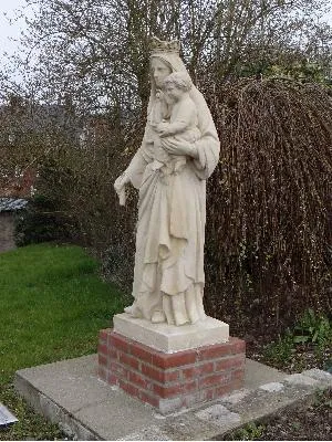 Statue de la Vierge à Notre-Dame-de-Bondeville