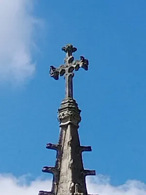 Croix gothique de Montivilliers