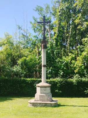 Calvaire de l'Église Saint-Denis au Hanouard