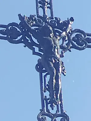 Calvaire de l'Église Saint-Ouen à Saint-Ouen-du-Breuil