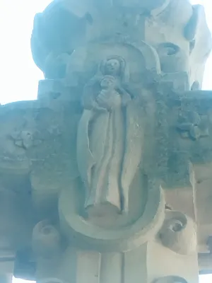 Croix de l'Église Saint-Erkonwald à Gonfreville-l'Orcher
