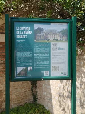 Château de la Rivière-Bourdet à Quevillon