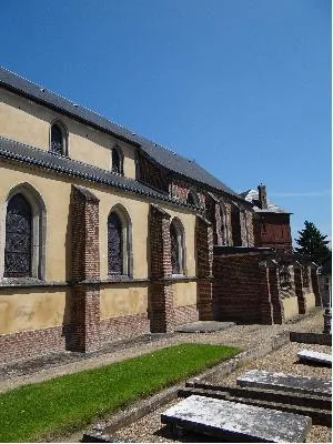 Église Notre-Dame de La Neuville-Chant-d'Oisel