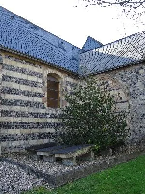 Église Saint-Julien de Rouelles