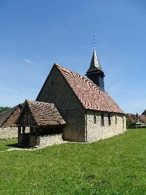Église Saint-Pierre de Beuvreuil à Dampierre-en-Bray