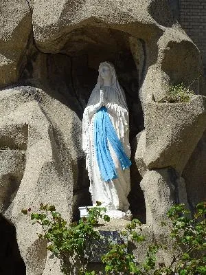 Grotte Notre-Dame-de-Lourdes à Sotteville-lès-Rouen