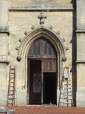 Église Saint-Aubin de Lanquetot