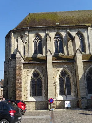 Église Notre-Dame à Neufchâtel-en-Bray