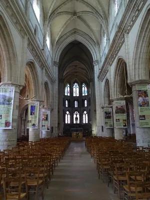 Église Notre-Dame à Neufchâtel-en-Bray