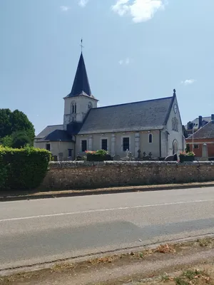Église Saint-Léonard à La Vaupalière