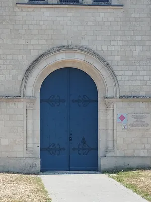 Église Saint-Léonard à La Vaupalière