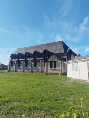 Église Sainte-Jeanne-d'Arc à Eslettes
