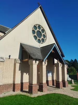 Église Sainte-Jeanne-d'Arc à Eslettes