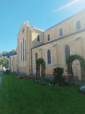 Église Saint-Laurent à Saint-Laurent-de-Brèvedent