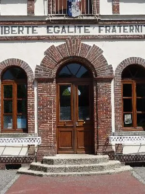 Mairie de Neuf-Marché