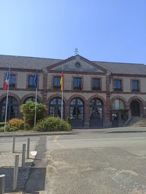 Mairie de Tôtes