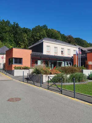 Mairie de Saint-Laurent-de-Brèvedent