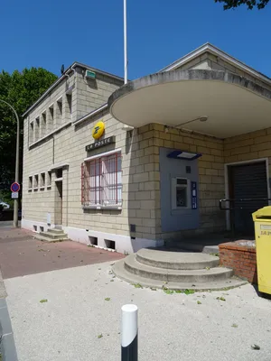 Bureau de Poste République à Grand-Quevilly