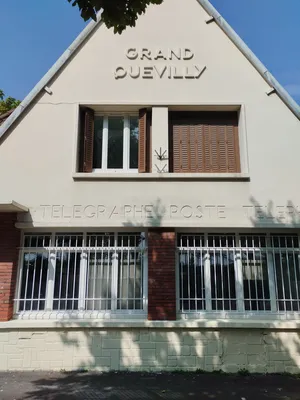 Bureau de poste des Canadiens à Grand-Quevilly