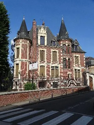 Lycée polyvalent privé Les Tourelles à Rouen