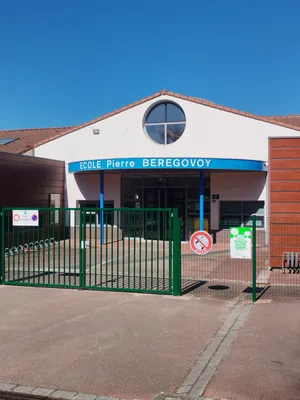 École élémentaire Pierre Bérégovoy à Barentin