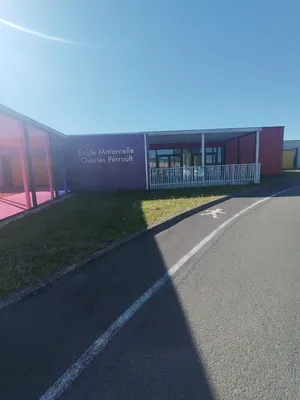 École maternelle Charles Perrault à Neufchâtel-en-Bray
