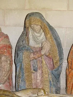 Groupe sculpté : Mise au tombeau dans l'église Notre-Dame de Neufchâtel-en-Bray