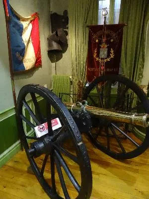 Les 2 canons du Musée Mathon-Durand de Neufchâtel-en-Bray