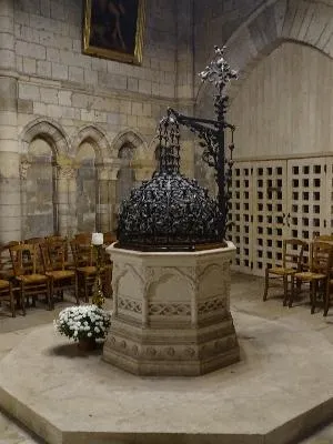 Piscine baptismale de la Cathédrale Notre-Dame de Rouen