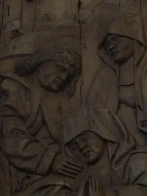 Bas-relief : La lamentation dans l'Église Saint-Aignan de Mont-Saint-Aignan