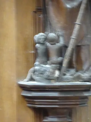 Groupe sculpté : Saint-Nicolas dans l'Église de La Bouille