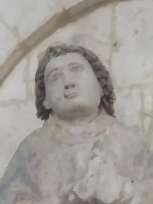 Statue de Saint-Etienne dans l'Église Saint-Valentin de Jumièges