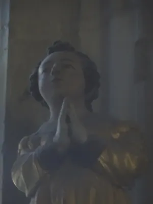 Statue : Donatrice dite Sainte Marie dans l'Église Notre-Dame de Caudebec-en-Caux