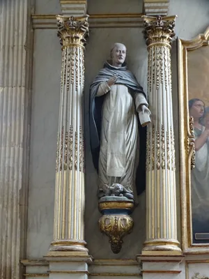 Statue de Saint-Dominique dans la Cathédrale Notre-Dame du Havre