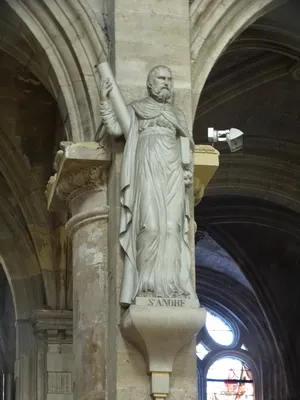 Statue de St-André dans la Cathédrale Notre-Dame du Havre