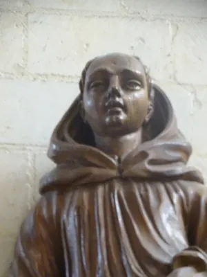 Statue de Saint-Benoît dans l'Abbatiale Saint-Sauveur de Montivilliers