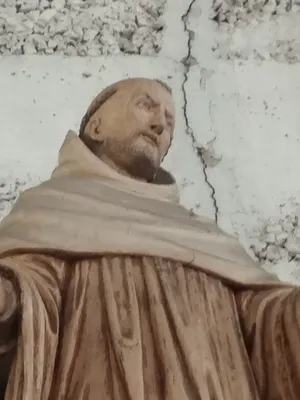 Statue de Saint-Bernard-de-Clairvaux dans l'Église Saint-Martin à Foucarmont
