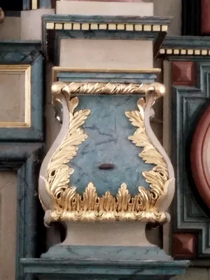 Retable et tabernacle du maître-autel de l'Église Saint-Laurent à Rétonval