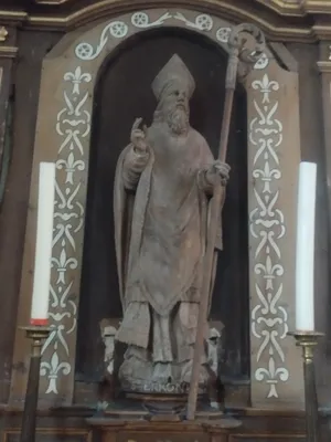 Autel latéral nord, retable et deux statues dans l'Église Saint-Erkonwald à Gonfreville-l'Orcher